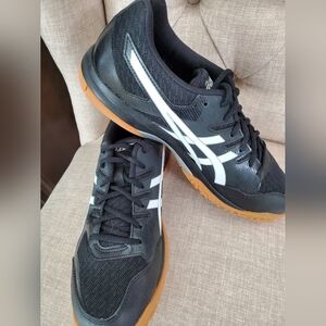 NEW, NEVER WORN Asics Womens Black and White Athletic Shoes with Tan Soles